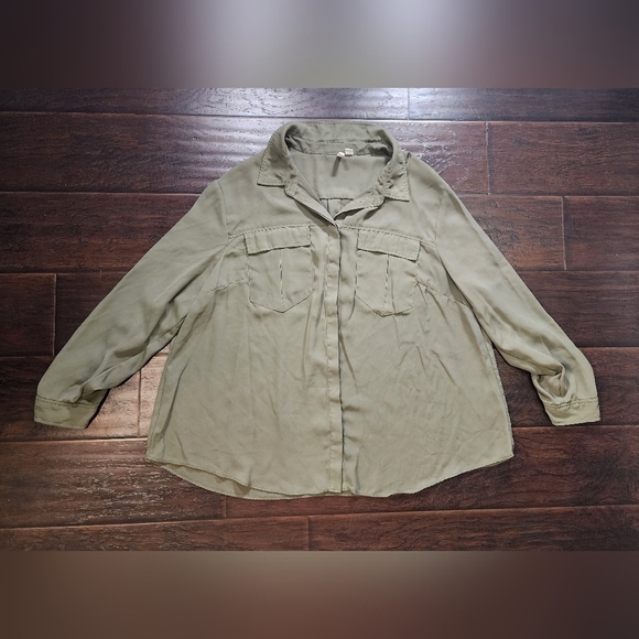 C Est 1946 Womens Green Button Up Collared Casual Top - Picture 8 of 9